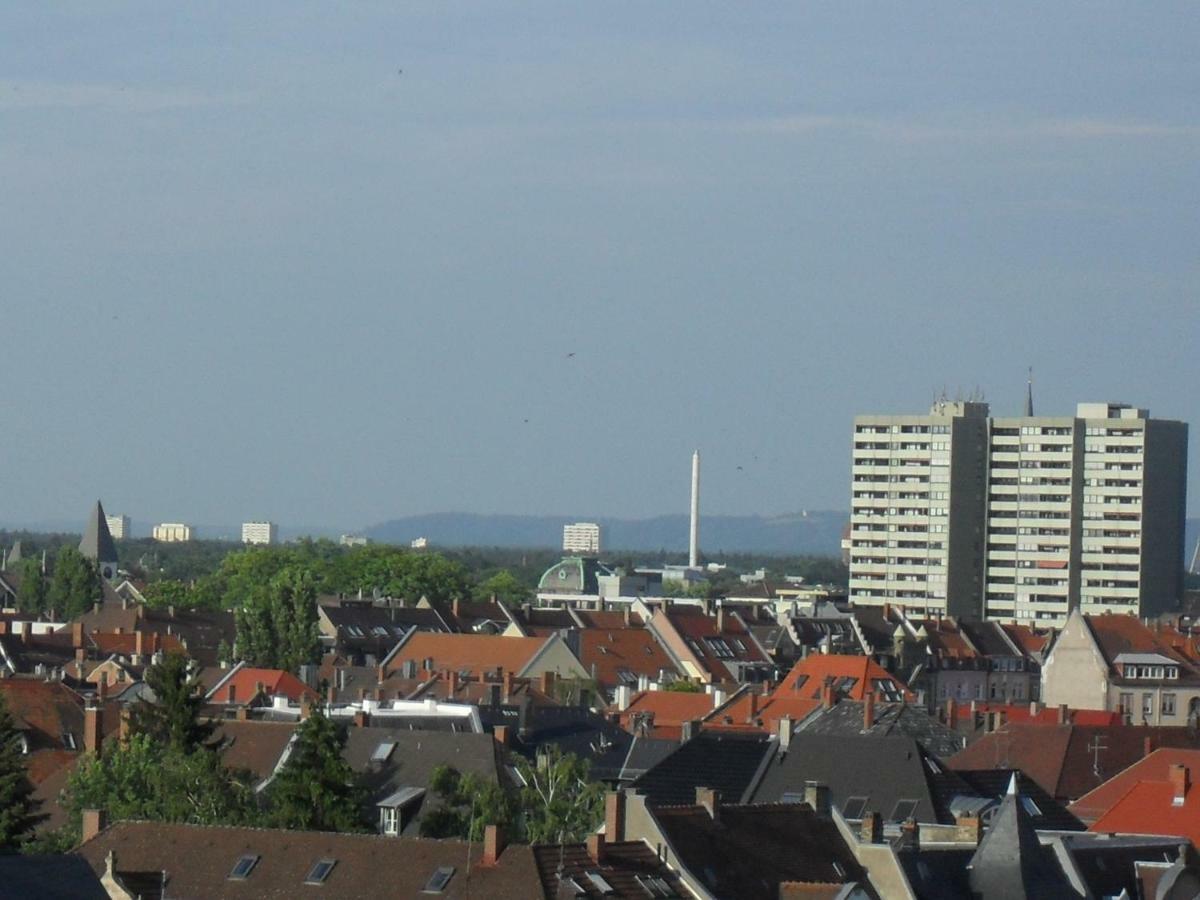 Blick über Karlsruhe - Ferienwohnung Panorama Exterior foto